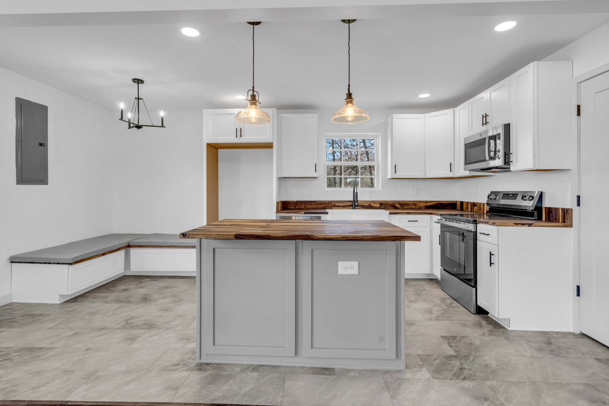 7159 Ccc Road Fairview TN 37062