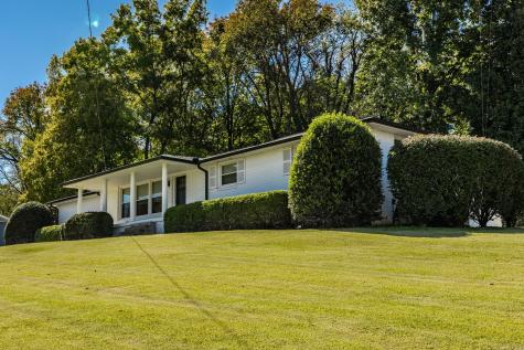 126 Cherokee Road Hendersonville TN 37075