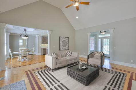 2012 Alan John Way Lebanon TN 37087