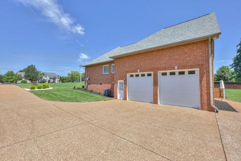 2012 Alan John Way Lebanon TN 37087