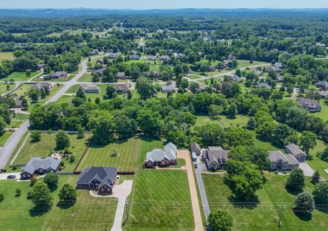 2012 Alan John Way Lebanon TN 37087