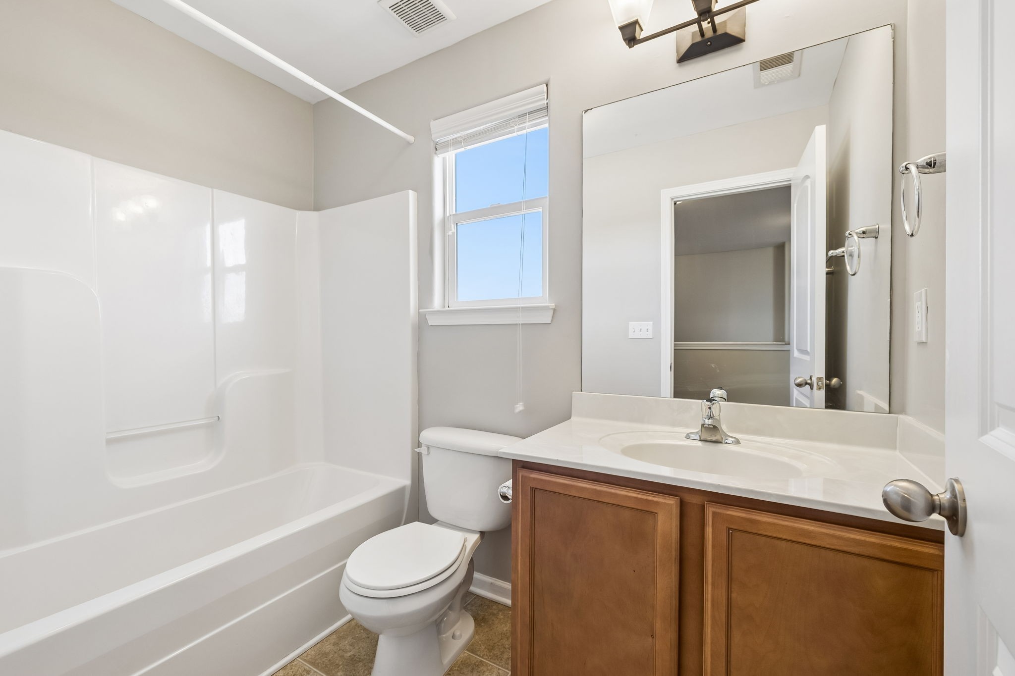 2307 Farrington Place Antioch TN 37013