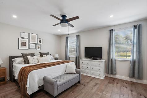 8207 Sawyer Brown Road Nashville TN 37221