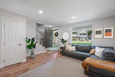 8207 Sawyer Brown Road Nashville TN 37221