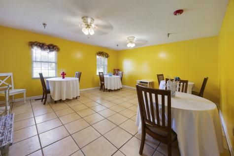 328 Cumberland St, W Cowan TN 37318