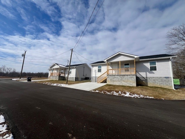225 Iris Lane Crossville TN 38555