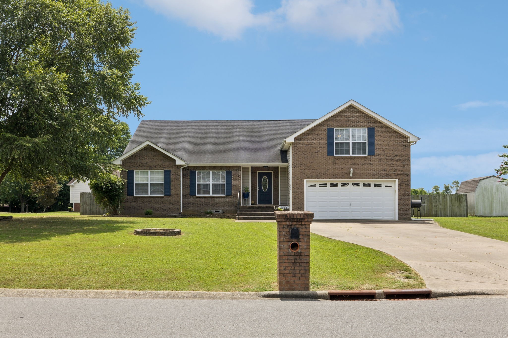2564 Leprechaun Lane Clarksville TN 37042