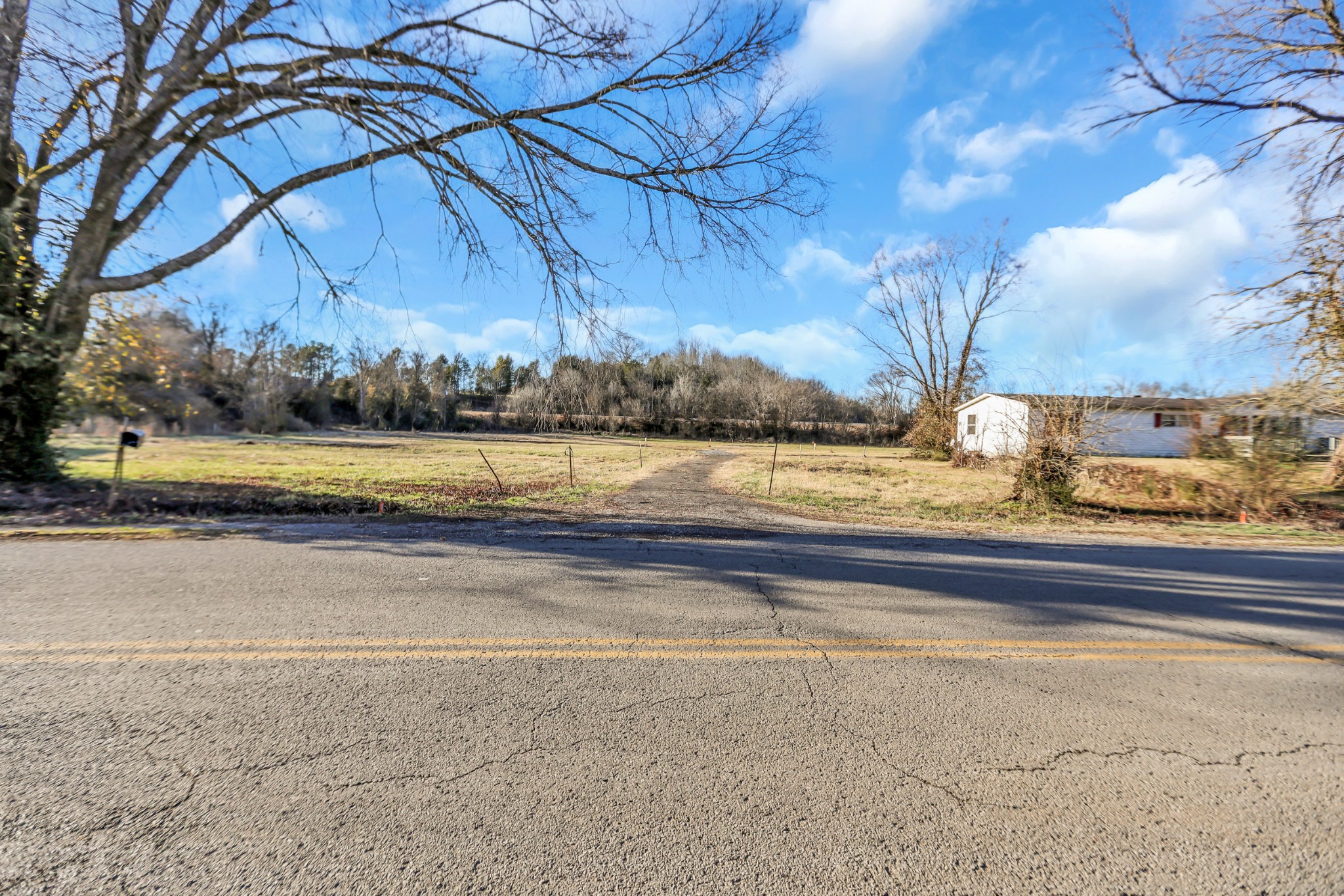 621 Old Highway 31 E 3 Bethpage TN 37022
