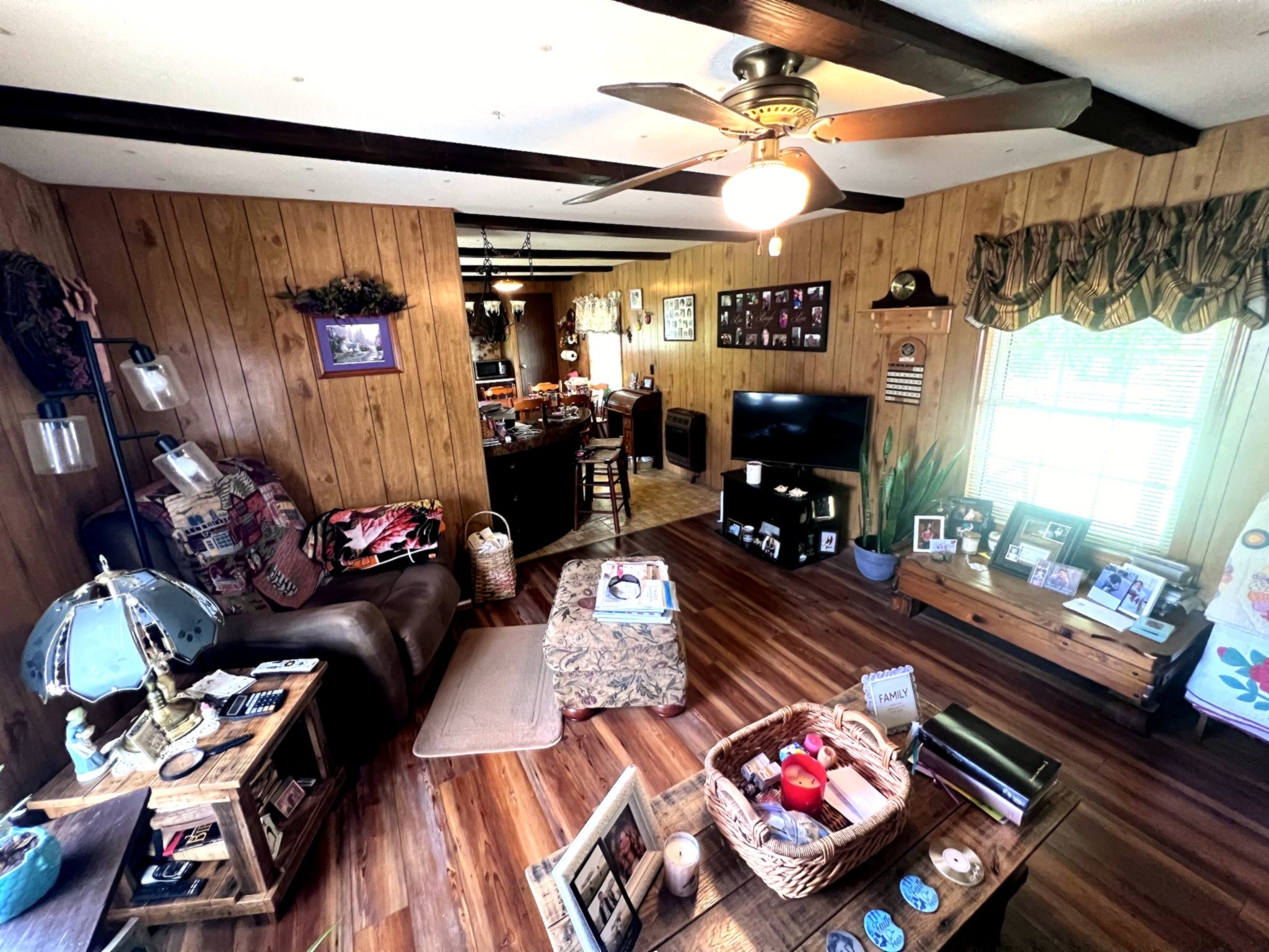 1133 Culps Bend Road Clifton TN 38425