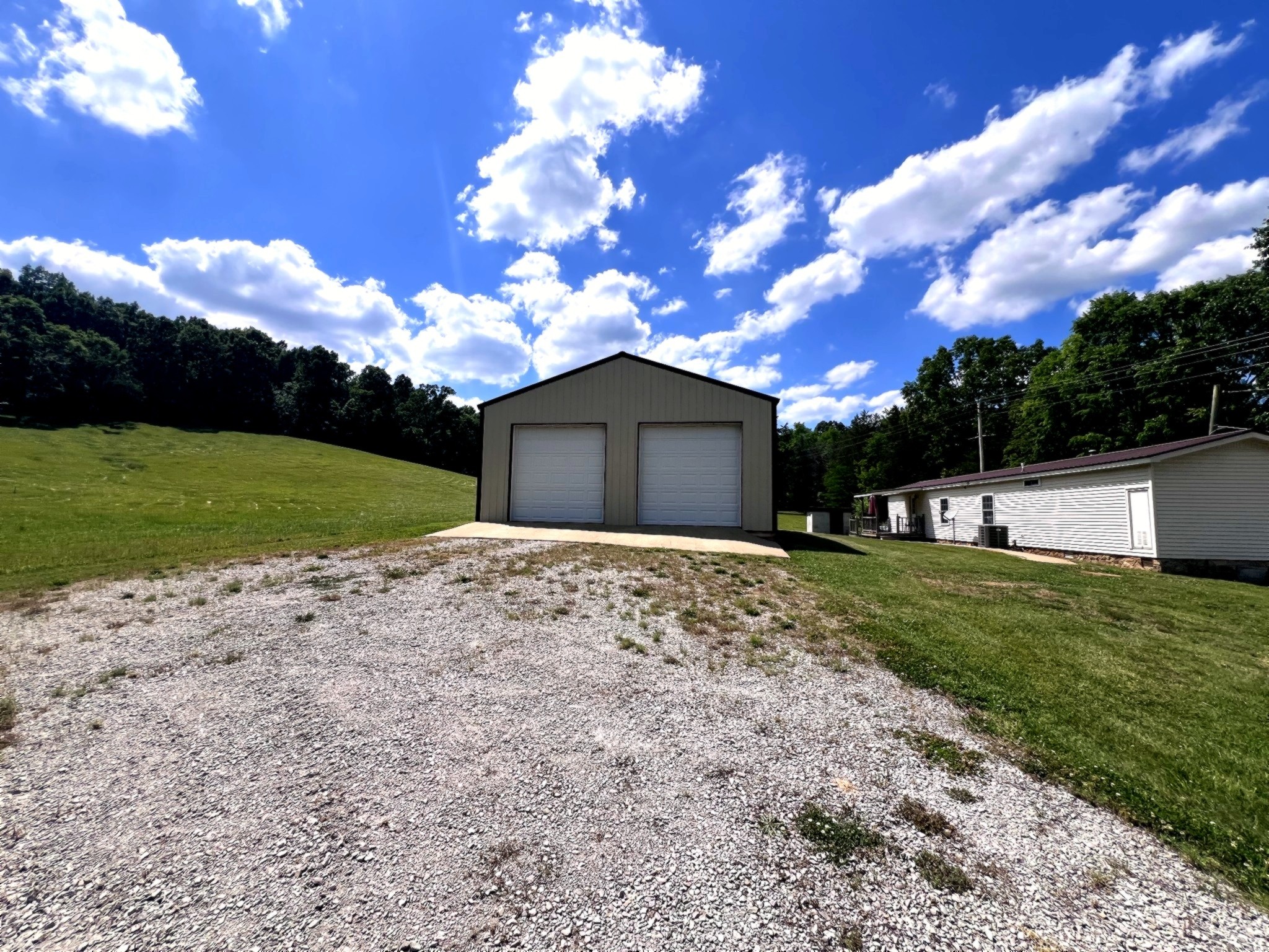 1133 Culps Bend Road Clifton TN 38425