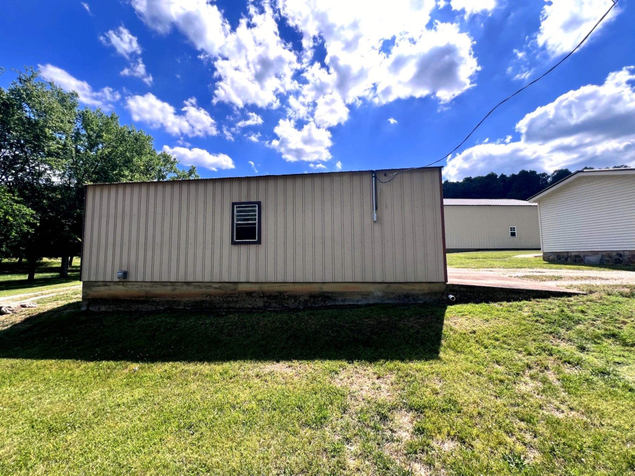 1133 Culps Bend Road Clifton TN 38425