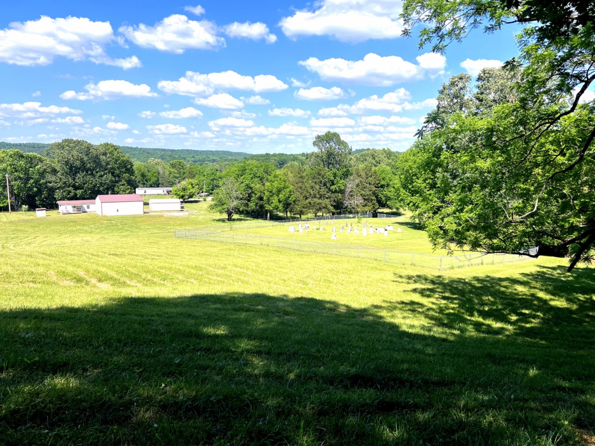 1133 Culps Bend Road Clifton TN 38425