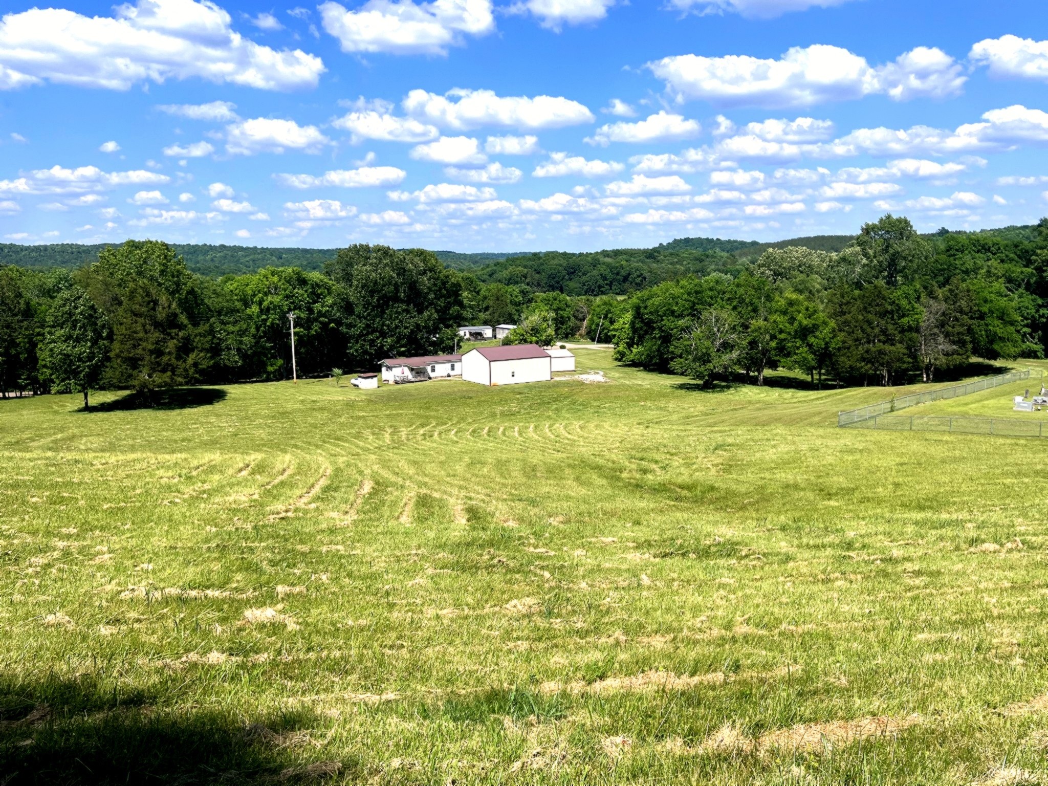 1133 Culps Bend Road Clifton TN 38425