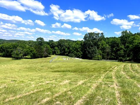 1133 Culps Bend Road Clifton TN 38425