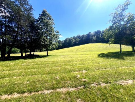 1133 Culps Bend Road Clifton TN 38425