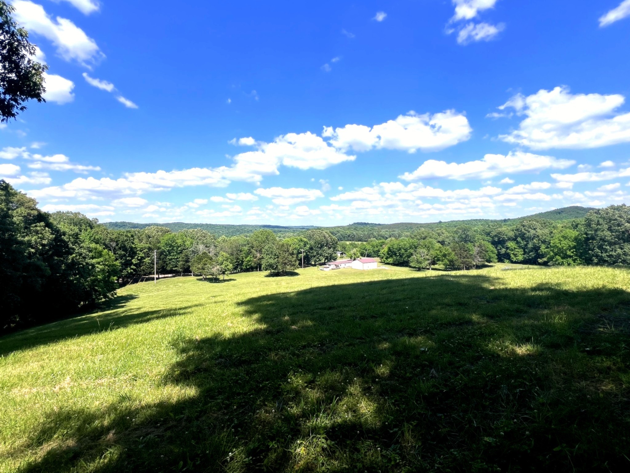1133 Culps Bend Road Clifton TN 38425