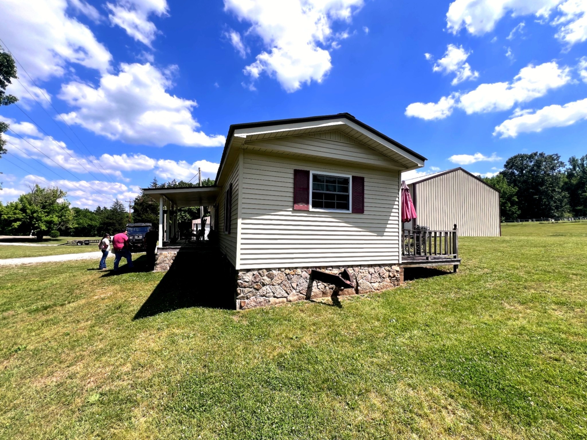 1133 Culps Bend Road Clifton TN 38425