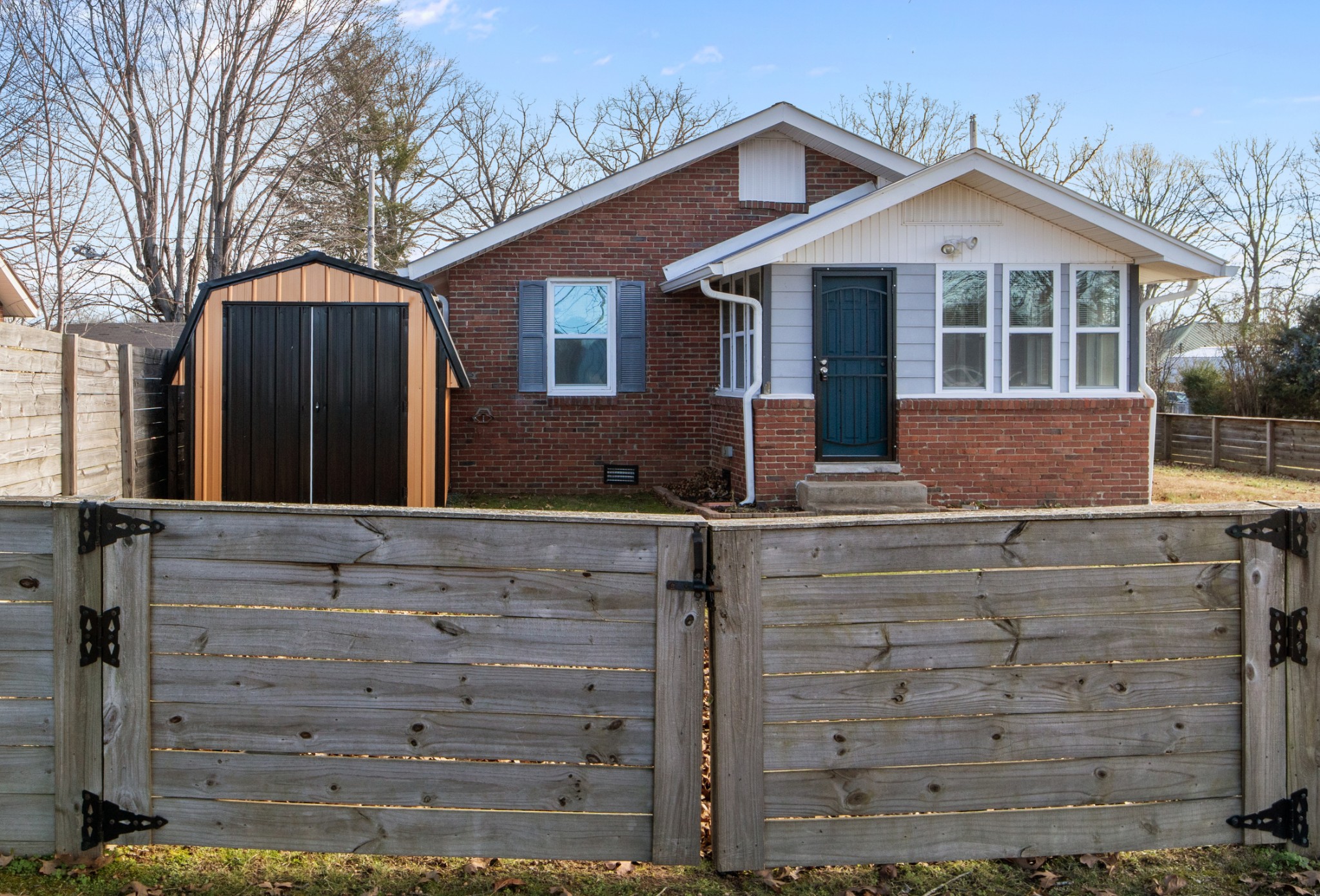 202 Parkway, W Dickson TN 37055