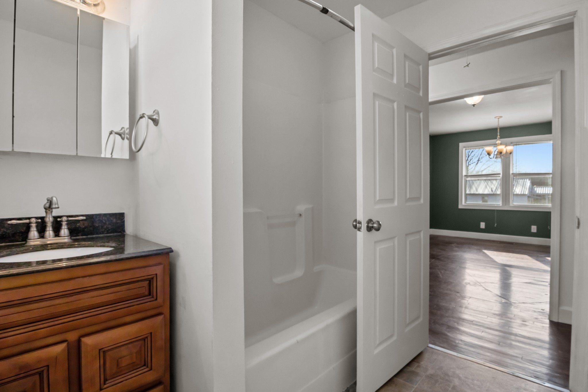202 Parkway, W Dickson TN 37055