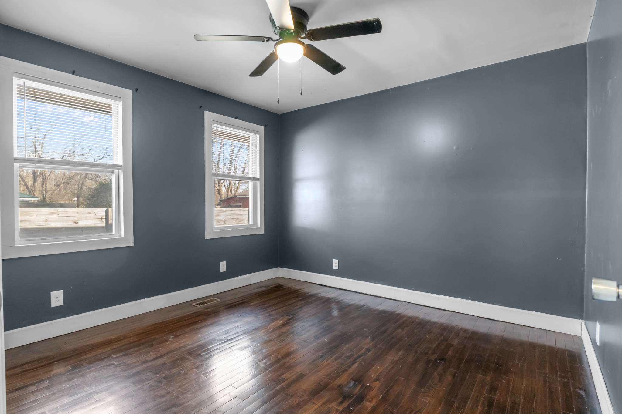 202 Parkway, W Dickson TN 37055