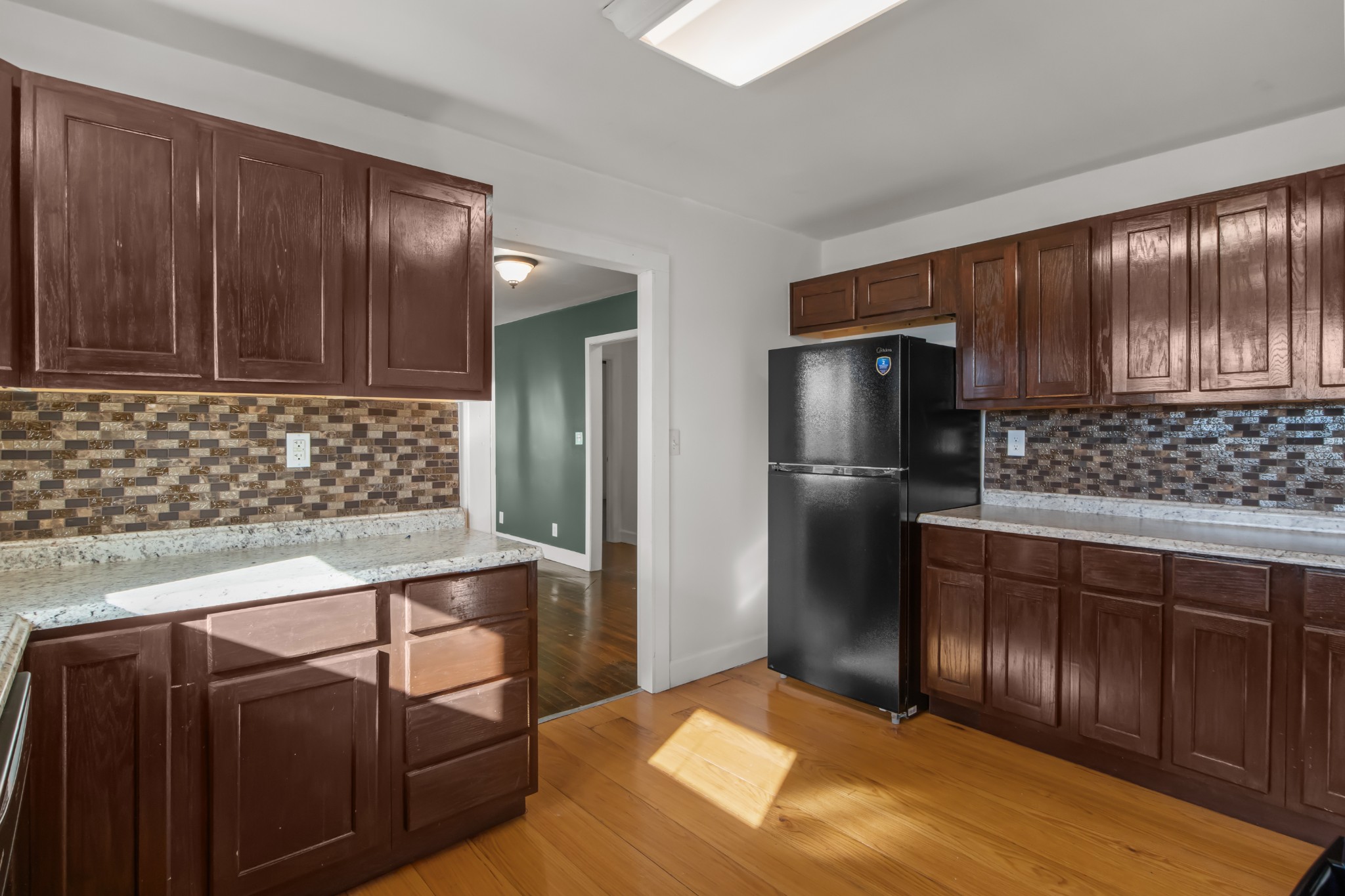 202 Parkway, W Dickson TN 37055