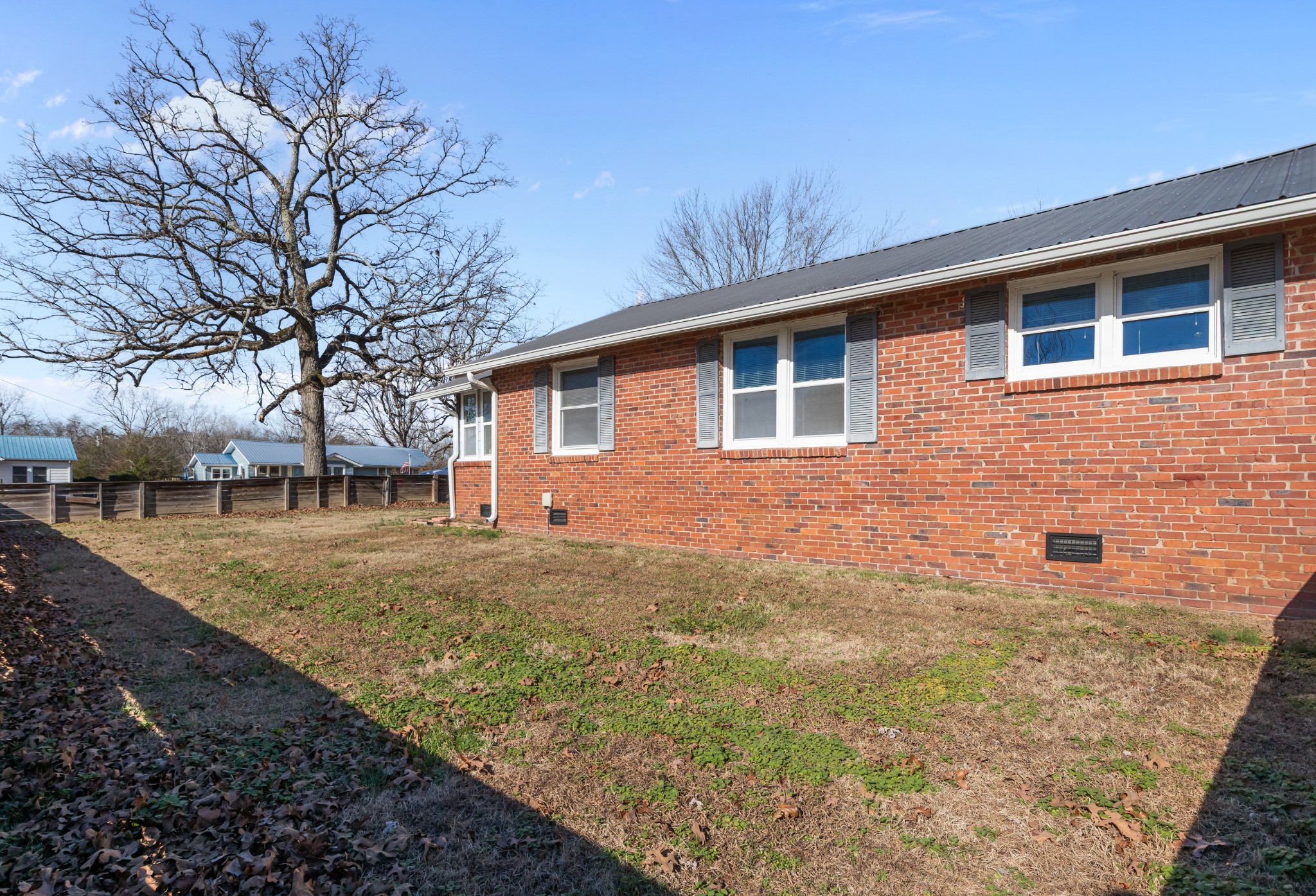 202 Parkway, W Dickson TN 37055