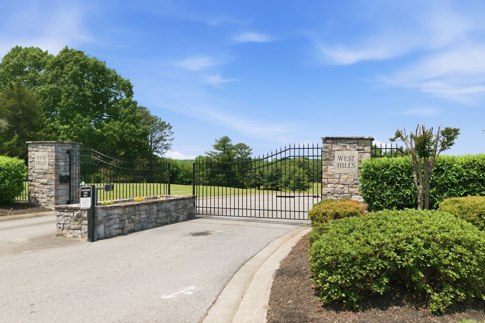 528 Country Club Drive Dickson TN 37055