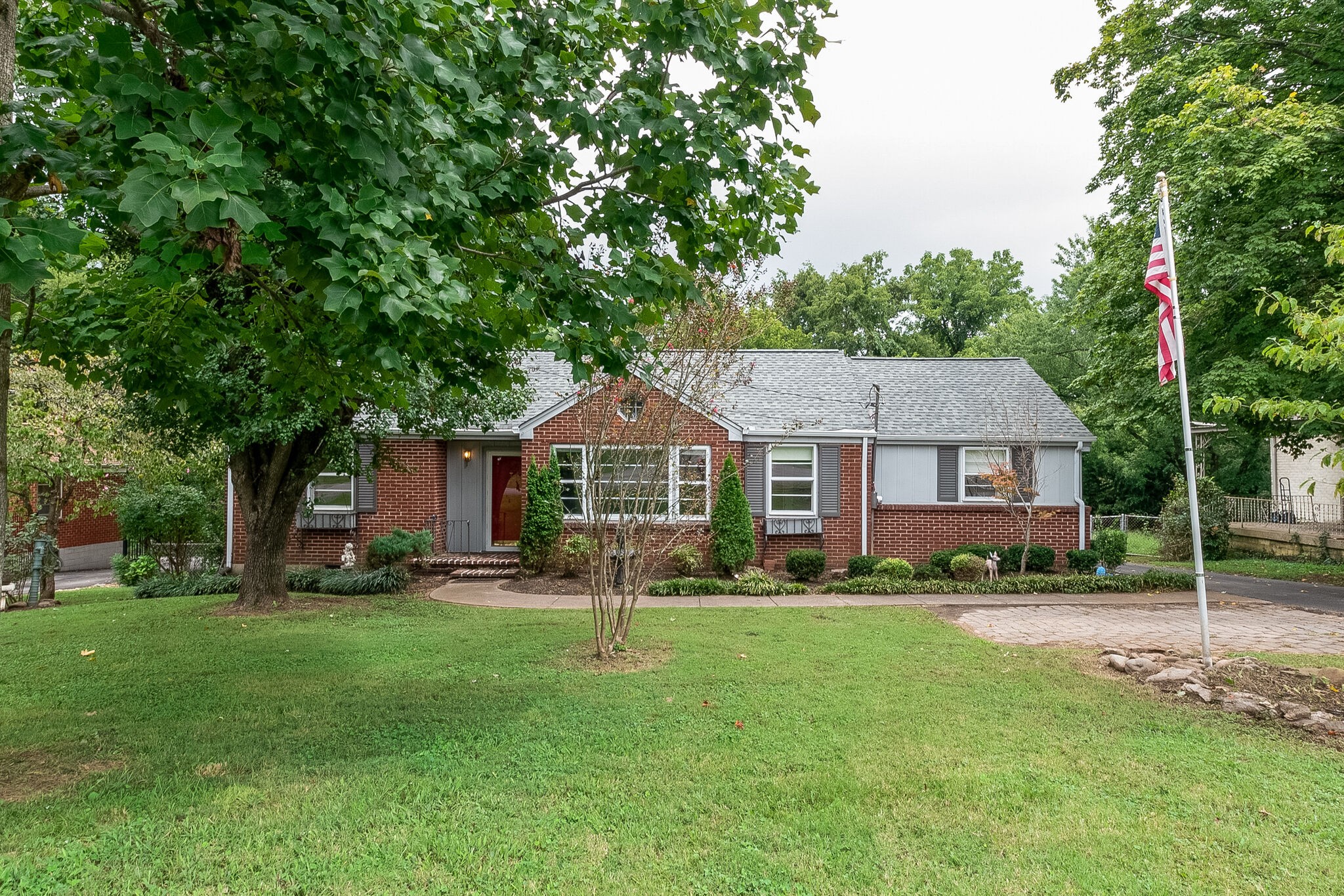 2352 Dennywood Drive Nashville TN 37214