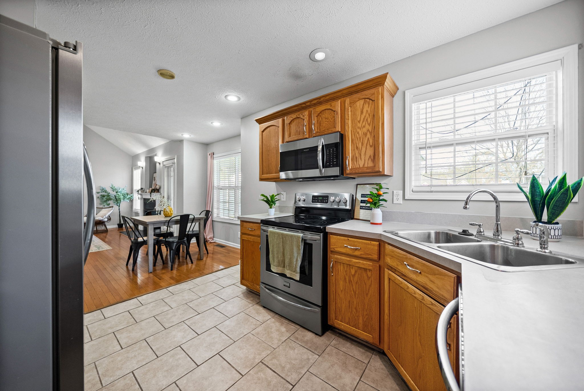 1165 Snoopy Drive Clarksville TN 37040