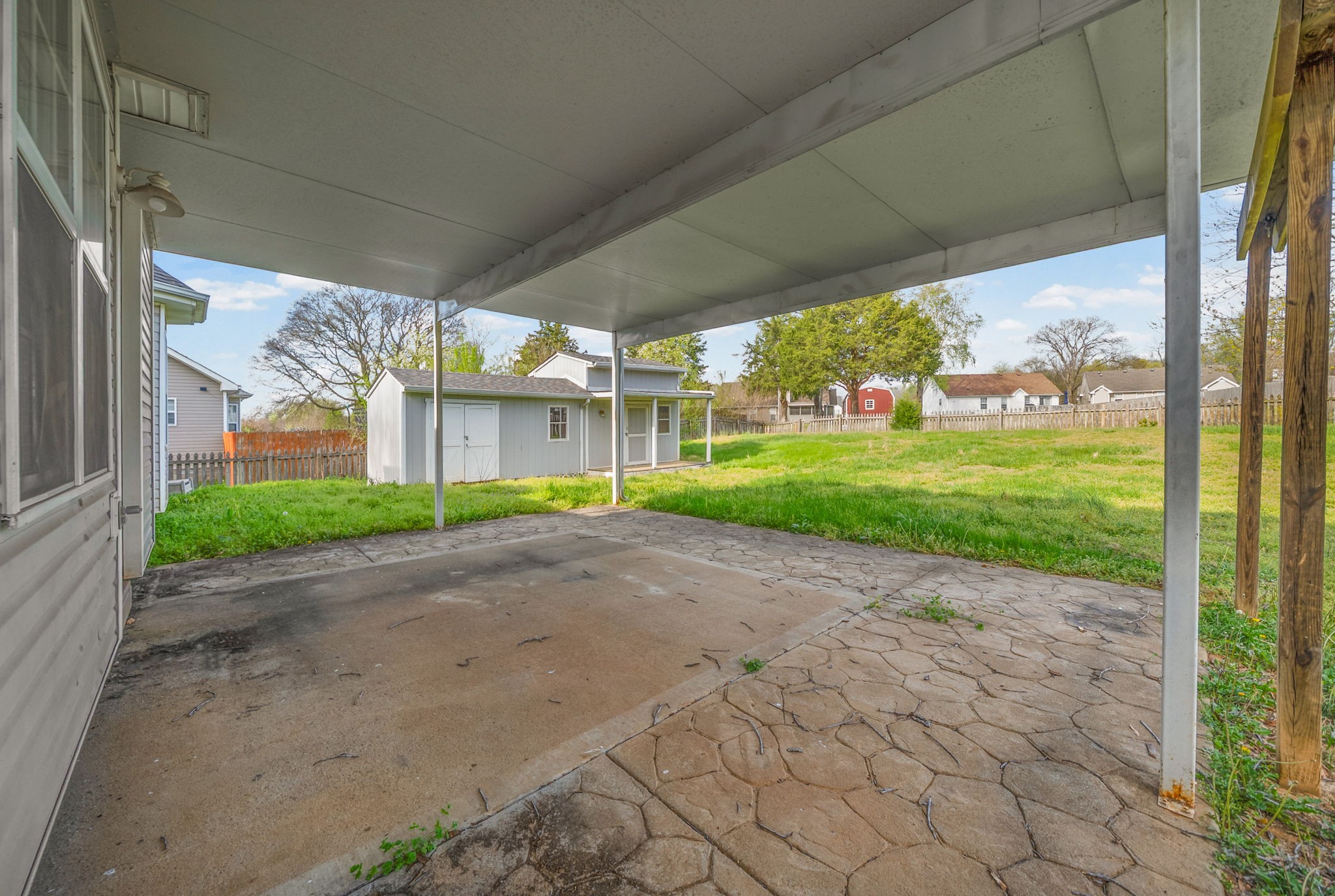 1165 Snoopy Drive Clarksville TN 37040