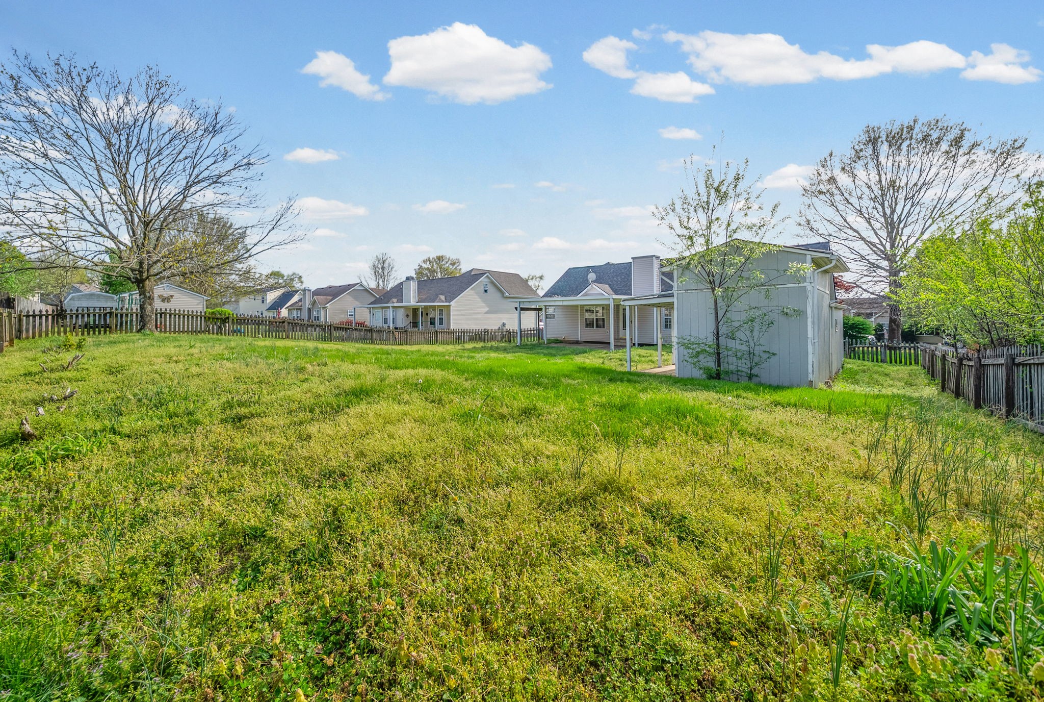 1165 Snoopy Drive Clarksville TN 37040