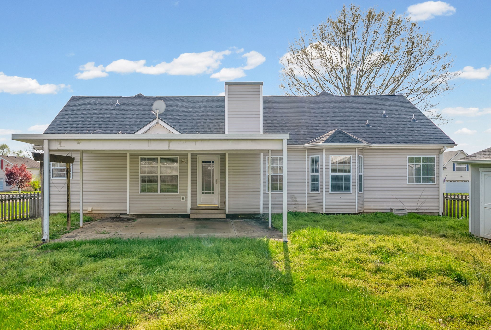 1165 Snoopy Drive Clarksville TN 37040