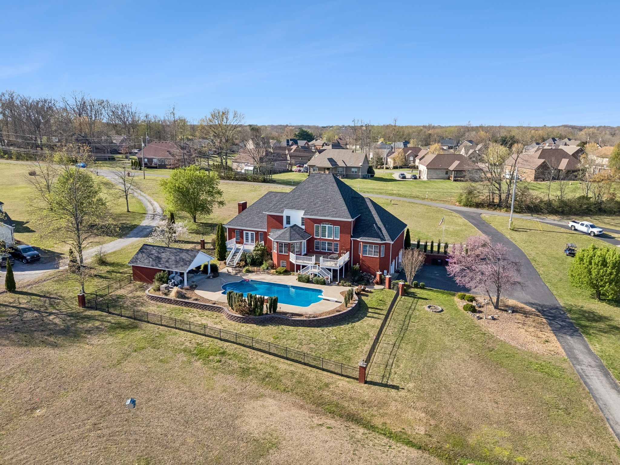 2025 Grandview Drive Greenbrier TN 37073