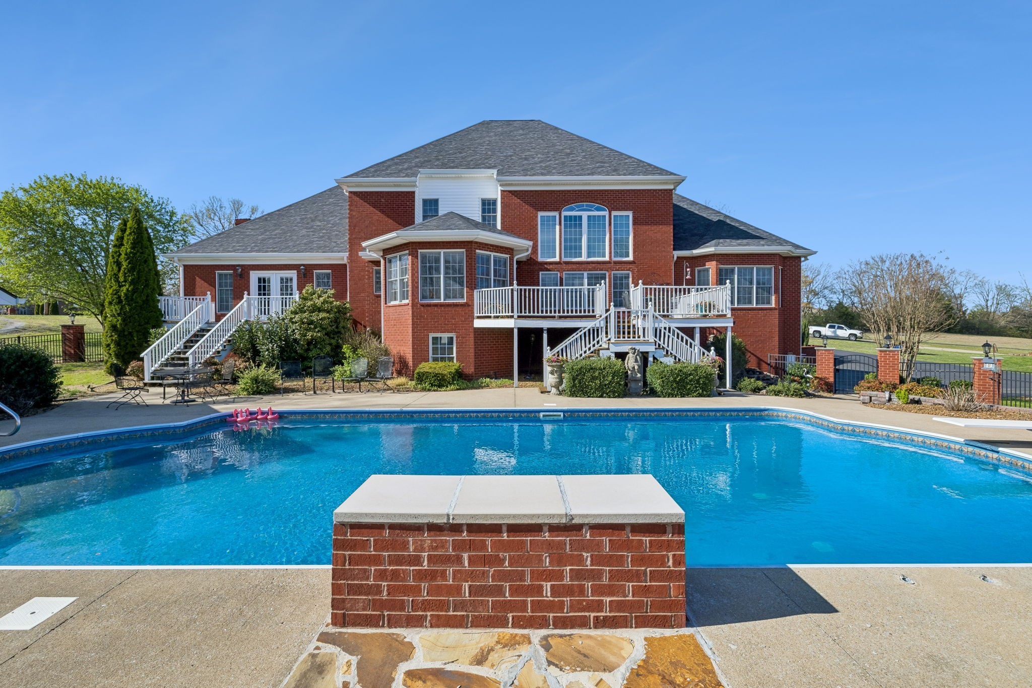 2025 Grandview Drive Greenbrier TN 37073