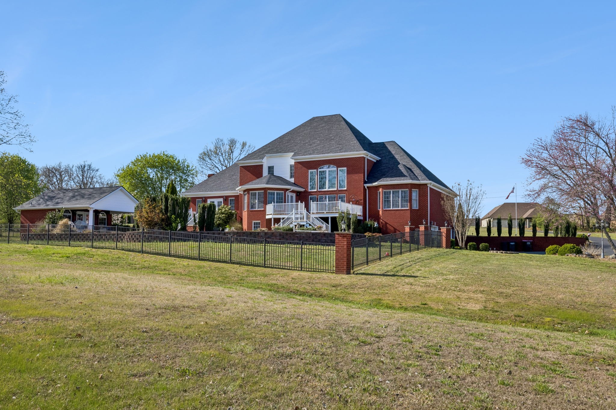 2025 Grandview Drive Greenbrier TN 37073