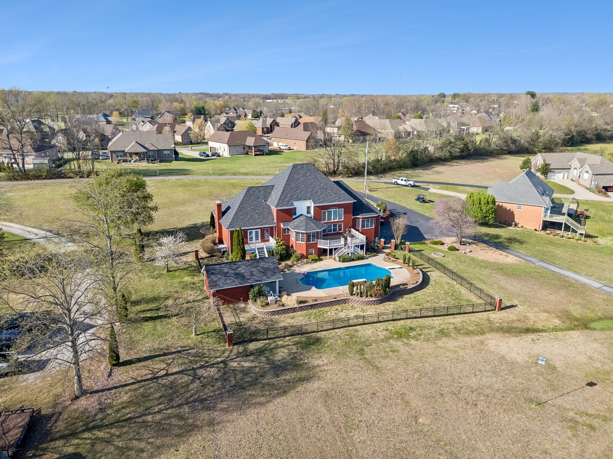 2025 Grandview Drive Greenbrier TN 37073
