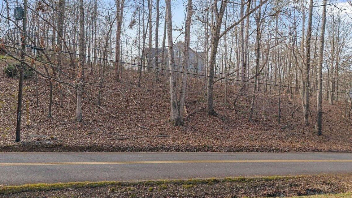 6 Hillview Drive, NE Cleveland TN 37323