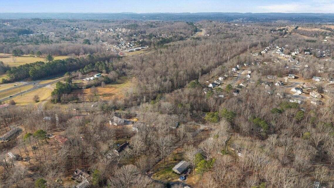 6 Hillview Drive, NE Cleveland TN 37323