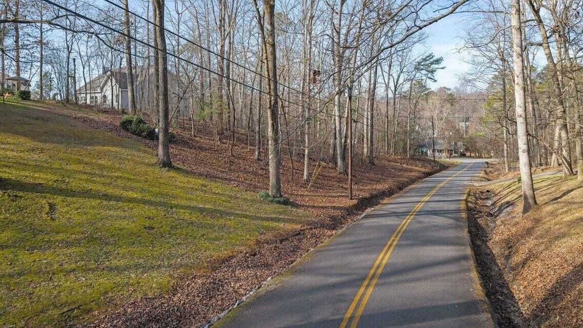 6 Hillview Drive, NE Cleveland TN 37323
