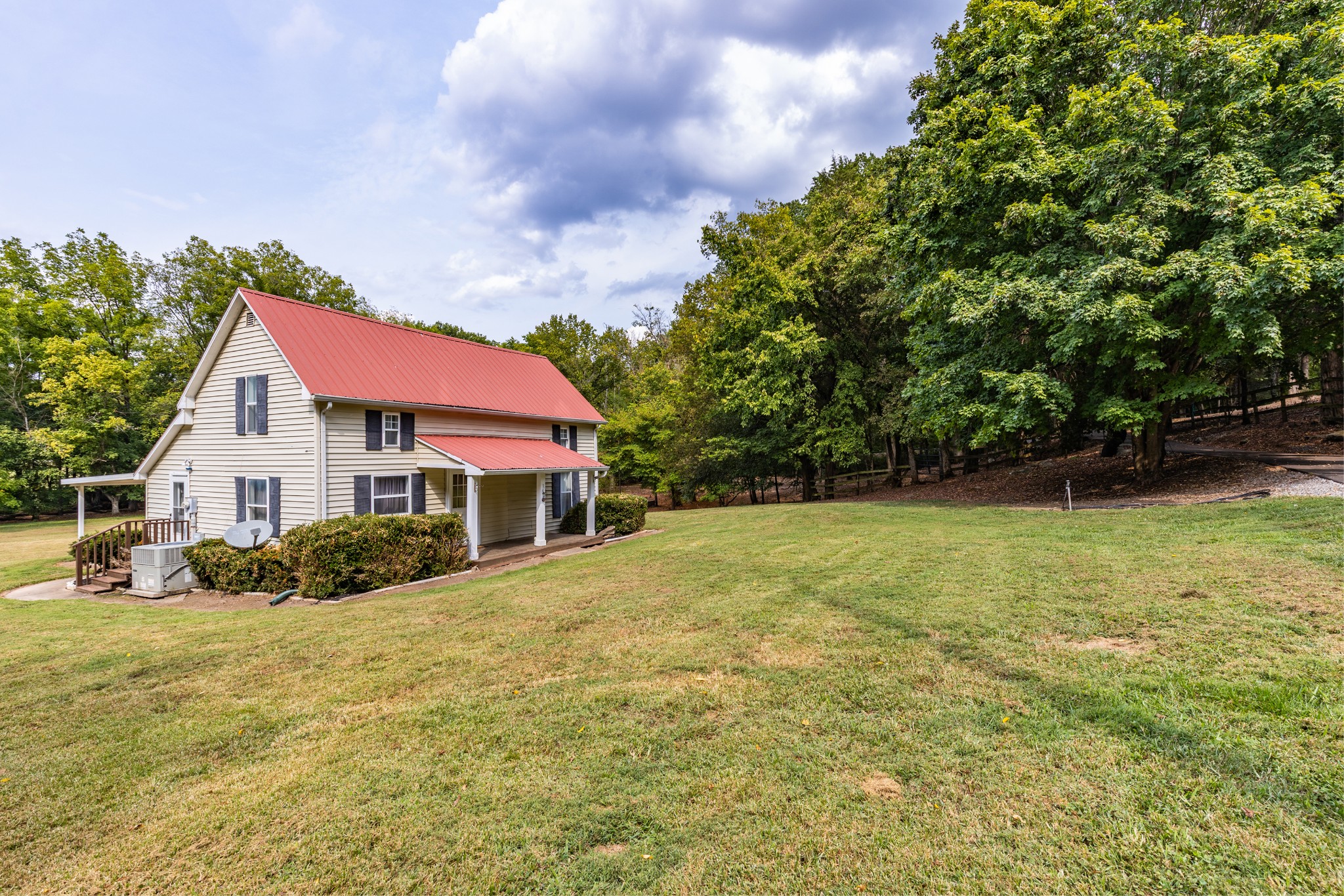 1502 New Deal Potts Road Portland TN 37148
