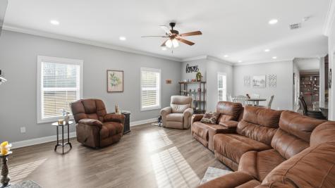 667 Pete Sain Road Manchester TN 37355