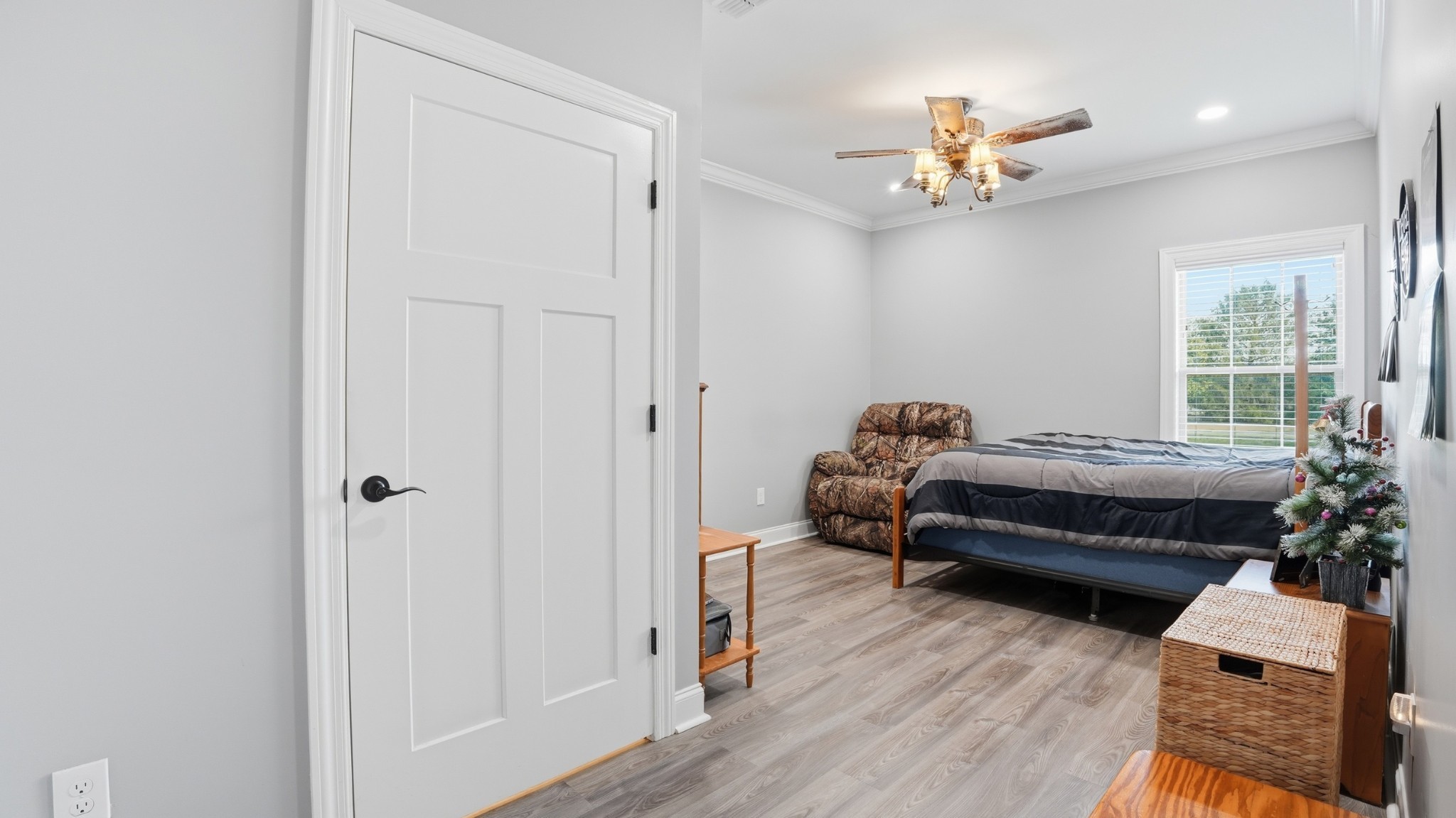 667 Pete Sain Road Manchester TN 37355
