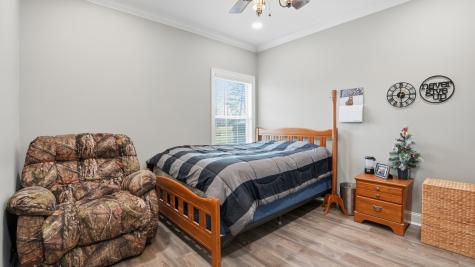 667 Pete Sain Road Manchester TN 37355