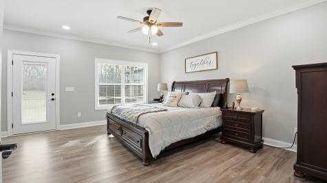 667 Pete Sain Road Manchester TN 37355