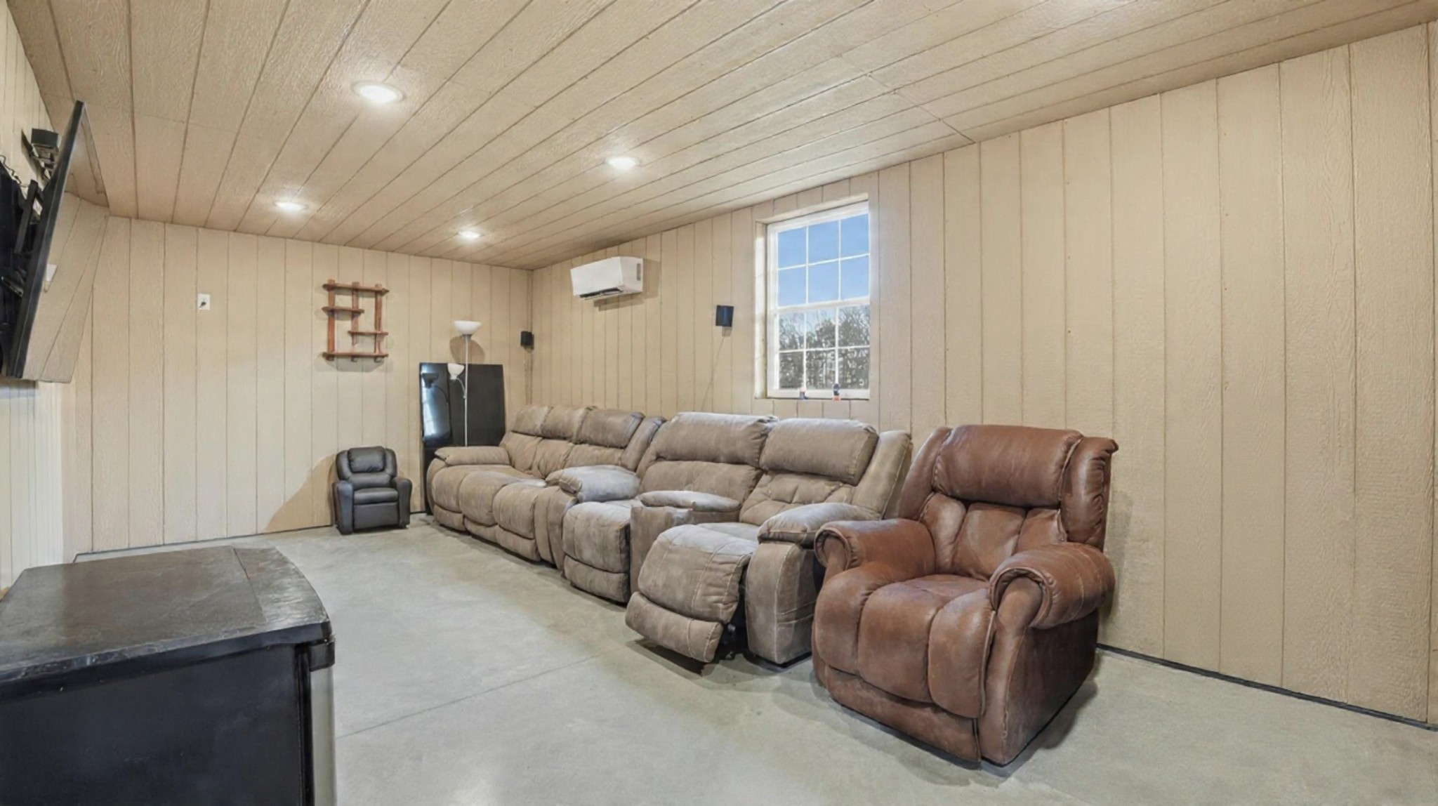 667 Pete Sain Road Manchester TN 37355