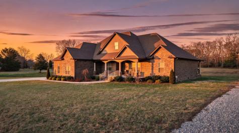 667 Pete Sain Road Manchester TN 37355