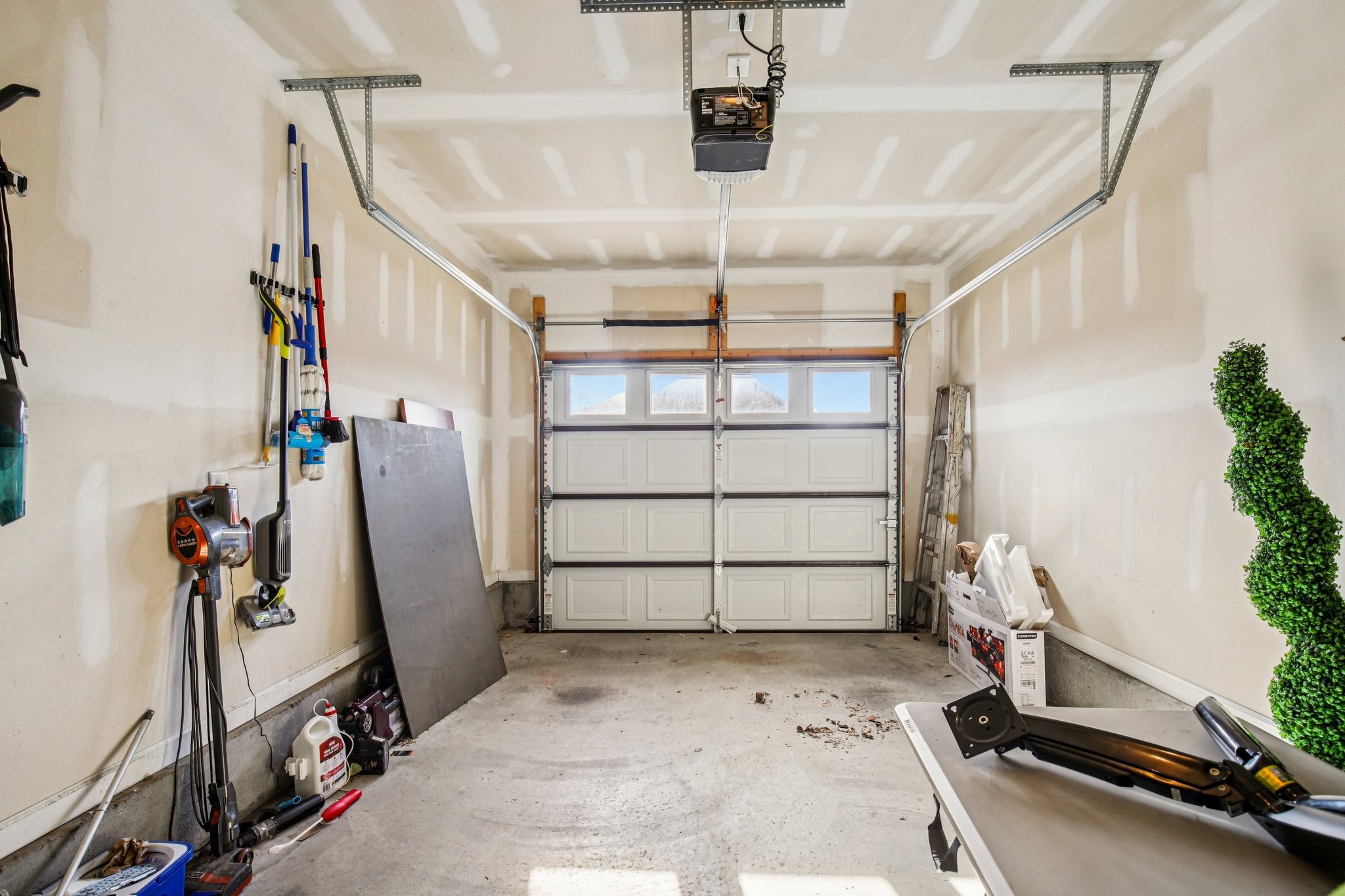 208 Saxony Way Gallatin TN 37066