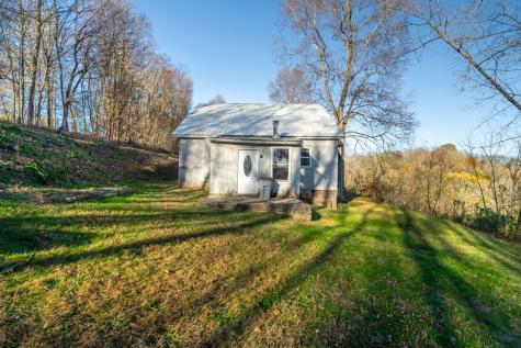 5071 Old Highway 52 Lafayette TN 37083