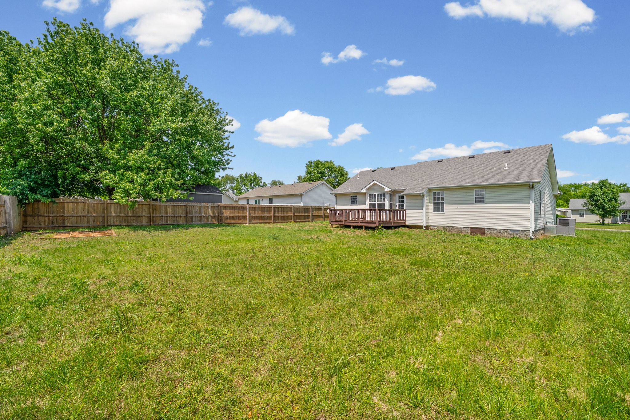 3865 Roscommon Way Clarksville TN 37040