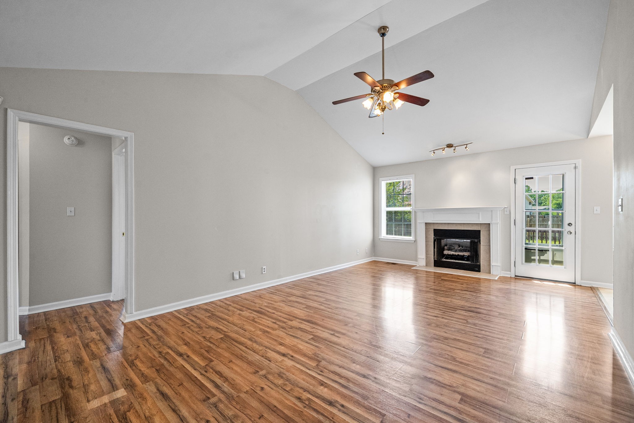 3865 Roscommon Way Clarksville TN 37040
